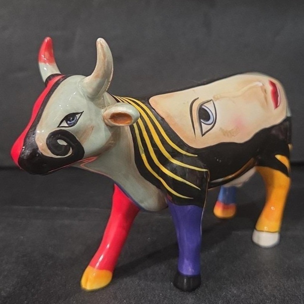 Cow Parade Chelsea Figurine, Westland Giftware, Collectible Statue #7346, No Box
